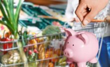 Carrello della spesa salvadanaio risparmio